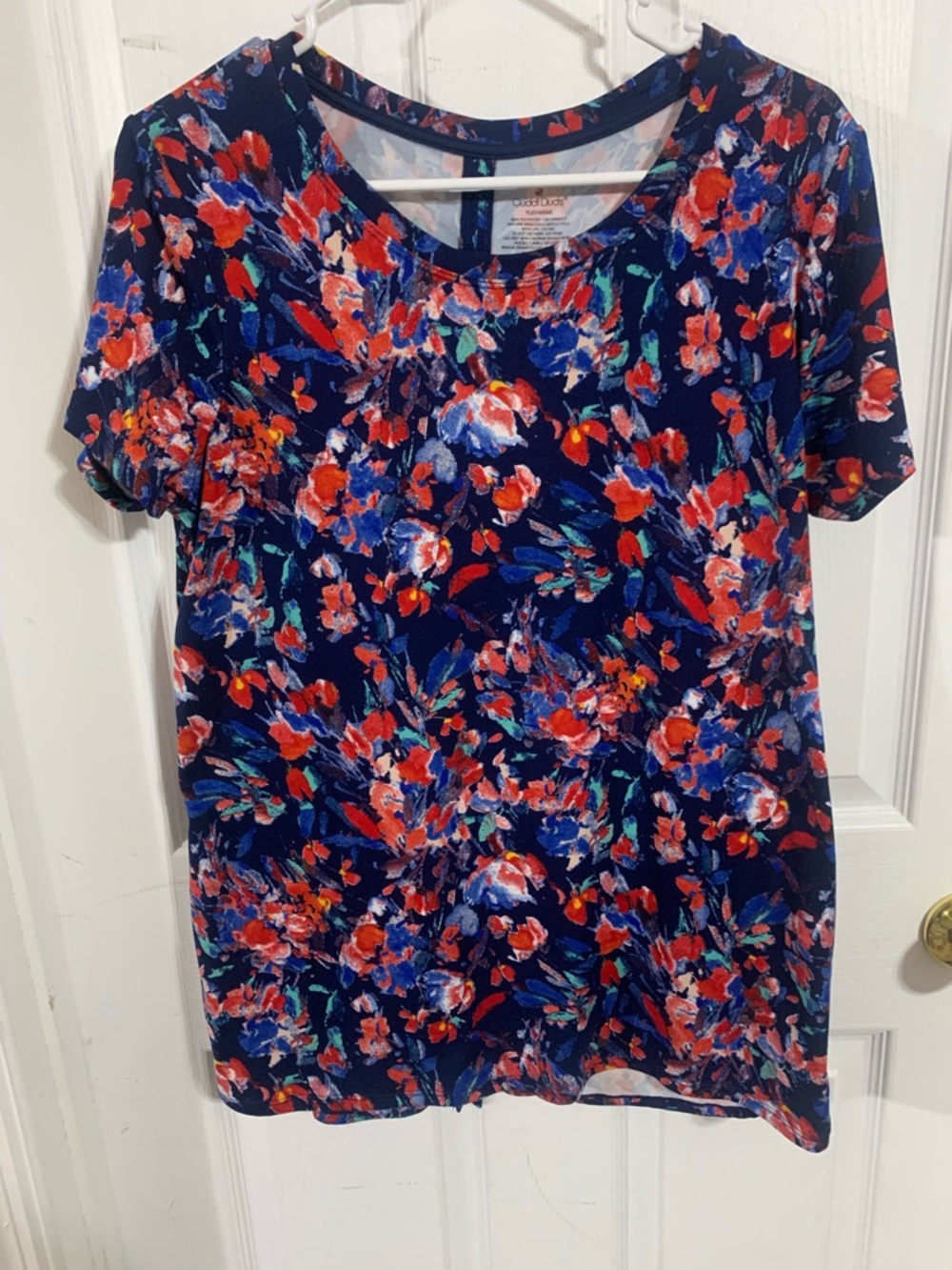 Cuddl Duds Navy Short Sleeve Tee with Red Floral Print